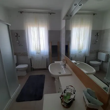 Bed & Breakfast Fusnar 4*