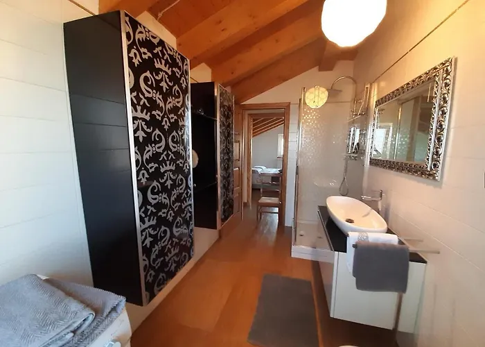 Fusnar Alojamento de Acomodação e Pequeno-almoço Aquilinia