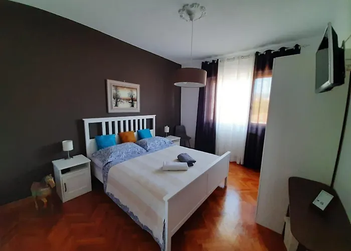 Alojamento de Acomodação e Pequeno-almoço Fusnar